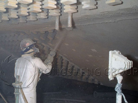 Construction of Insulating Castable Refractory Lining